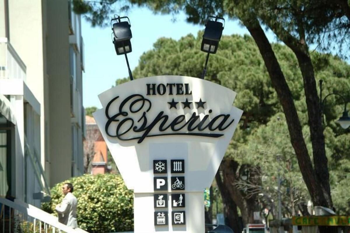 Hotel Esperia Cesenatico Exterior foto